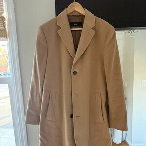 Men's Hugo Boss Wool Coat - Near Perfect Condition